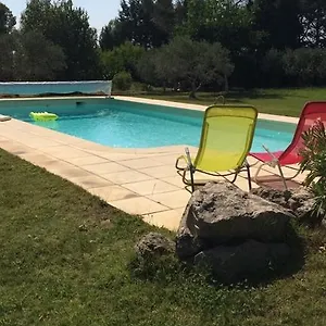 Chinchon , LʼIsle-sur-la-Sorgue France